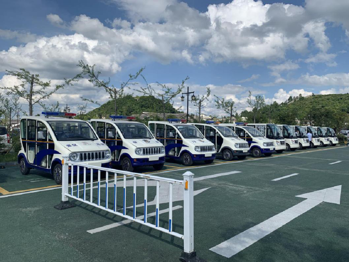 忠輝4-5座電動(dòng)觀光巡邏車(chē) 忠輝4-5座電動(dòng)觀光巡邏車(chē)