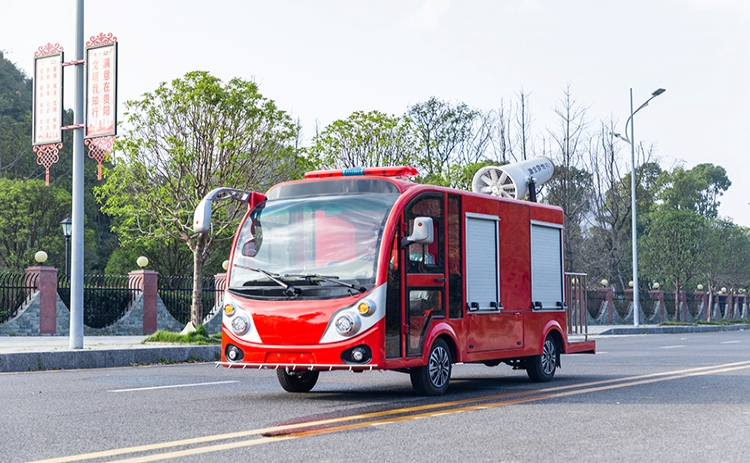 2座除塵車，道路降塵霧炮車